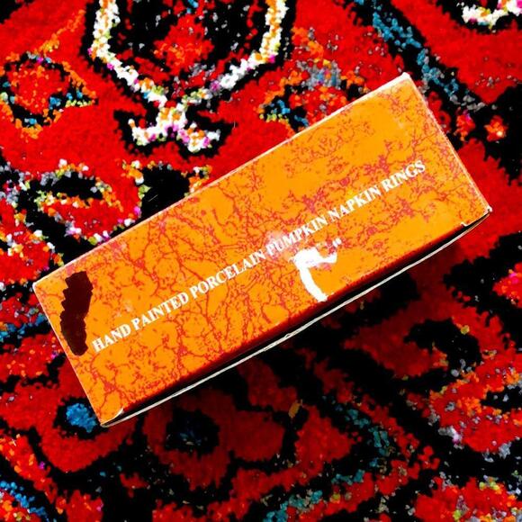 Vintage World Bazaars Rustic Pumpkin Ceramic Napkin Rings - Picture 3 of 8